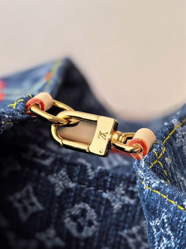 Рюкзак женский Monogram Cherry 24 см фото 8