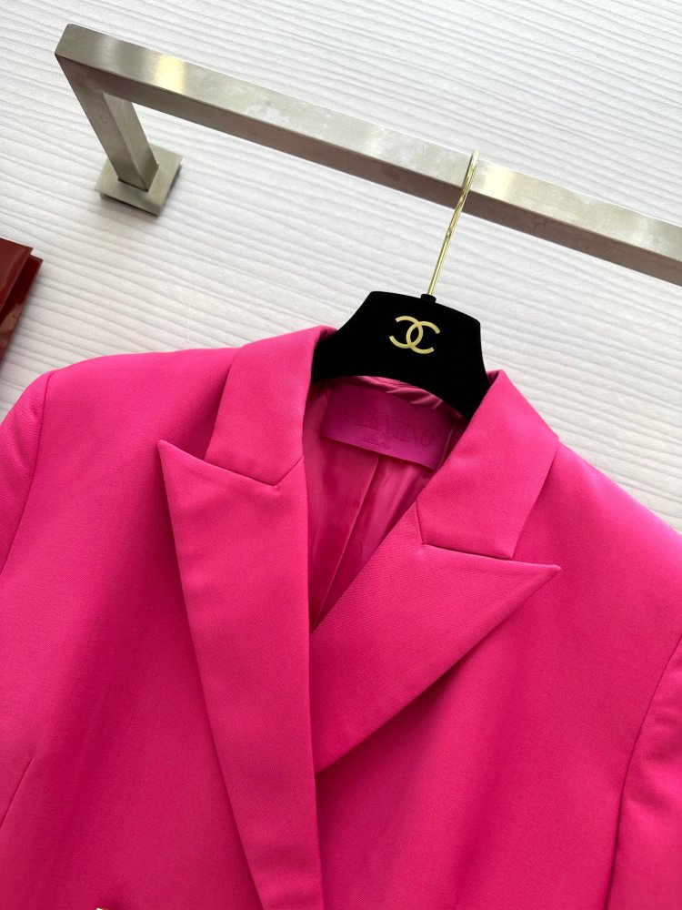 Розовый блейзер женский фото 3