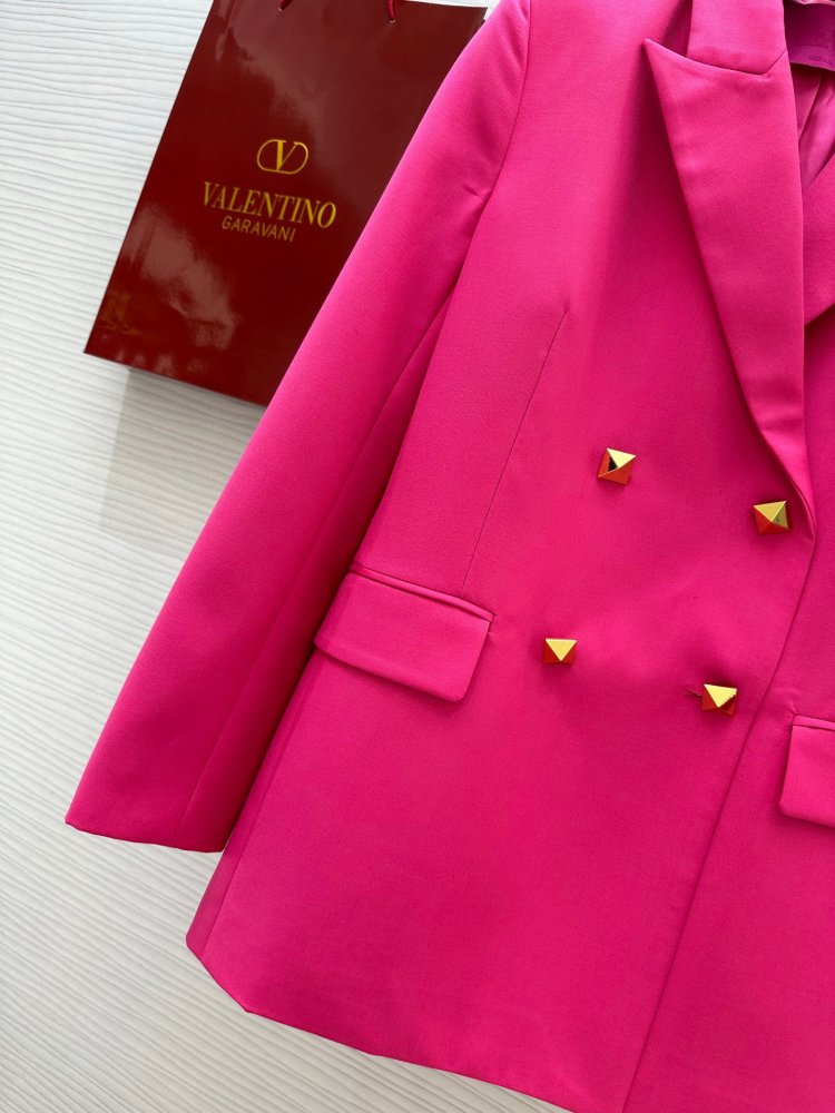 Розовый блейзер женский фото 4