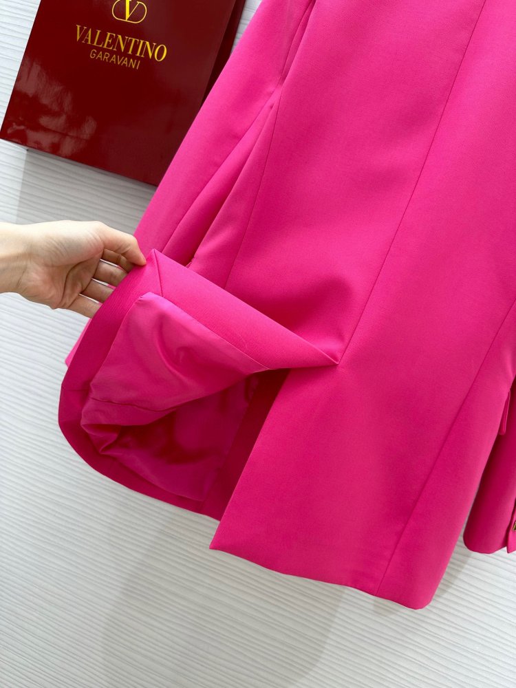 Розовый блейзер женский фото 9