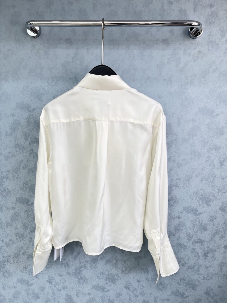 Рубашка шелковая женская с бантом фото 2