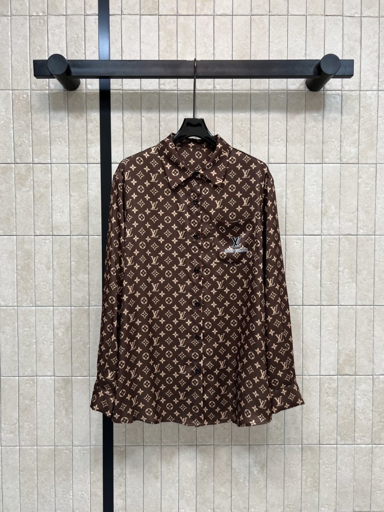 Shirt women's