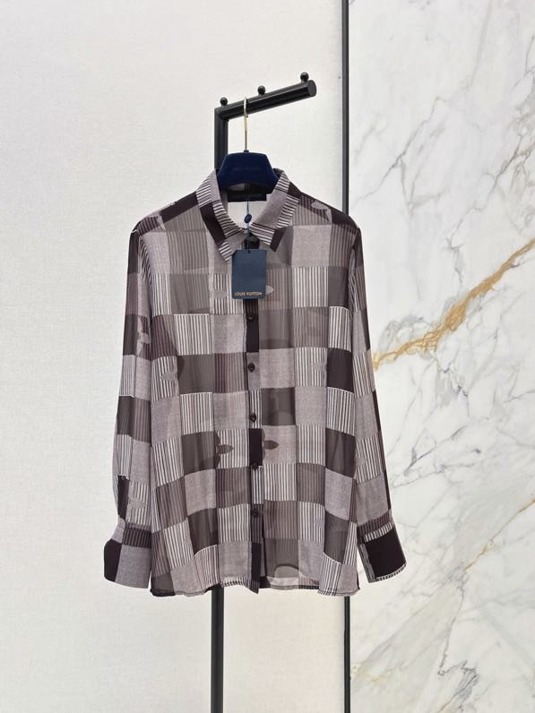 Shirt women's