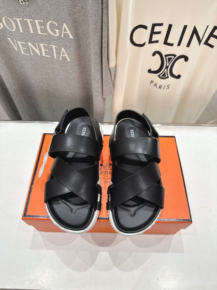 Сандалии кожаные