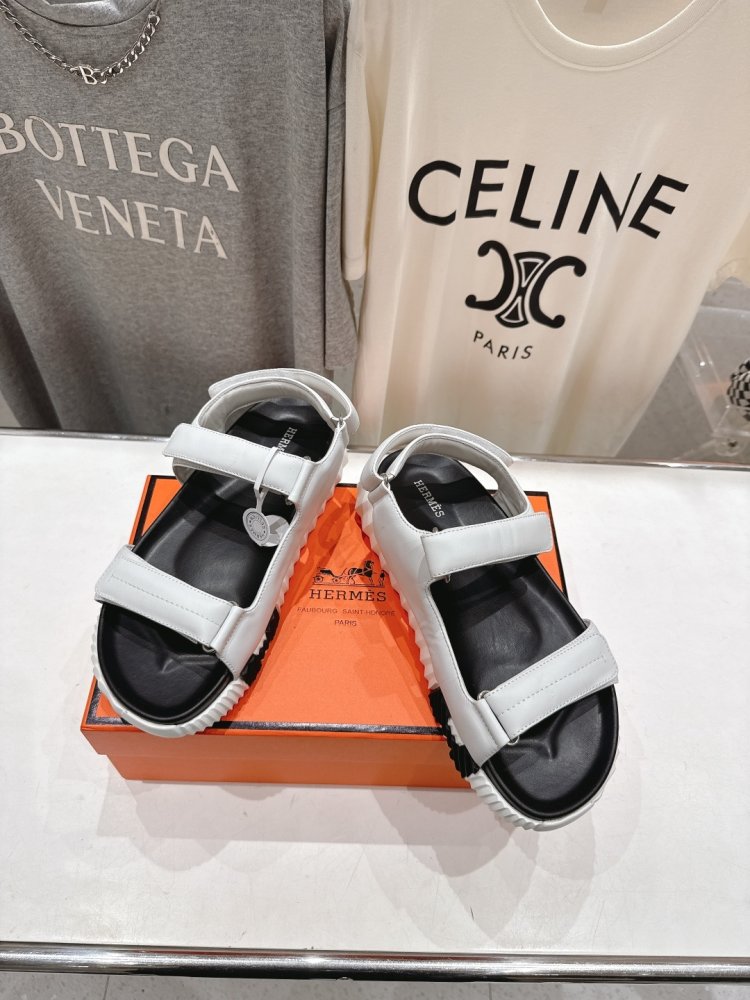 Сандалии кожаные фото 2