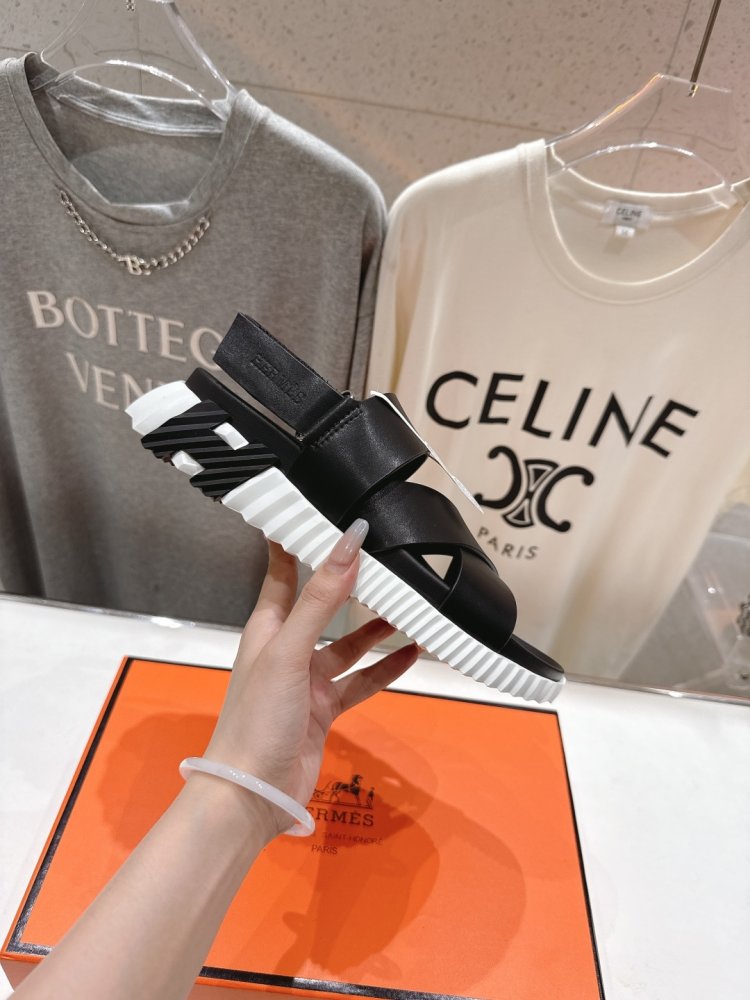 Сандалии кожаные фото 5