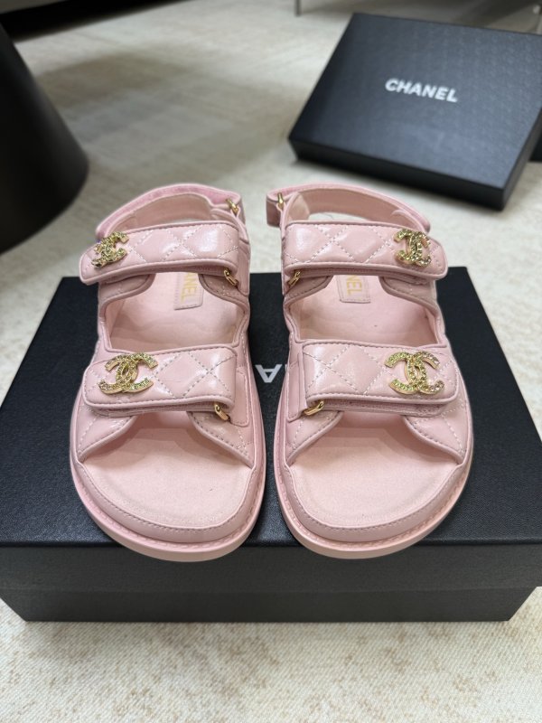 Сандалии женские кожаные