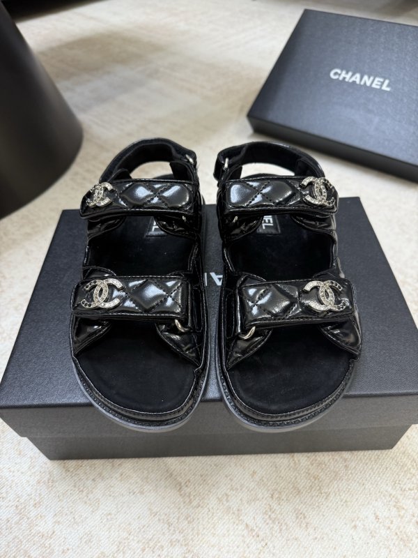 Сандалии женские кожаные