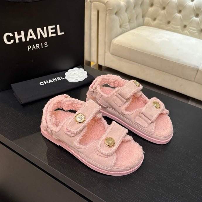 Сандалии женские