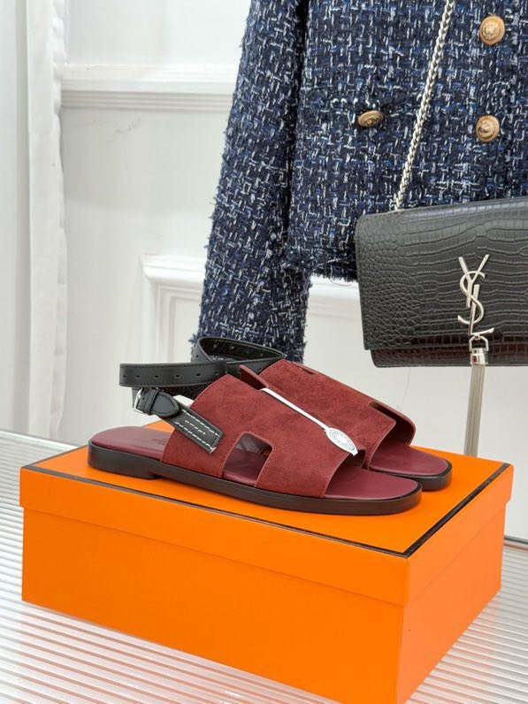 Сандалии женские