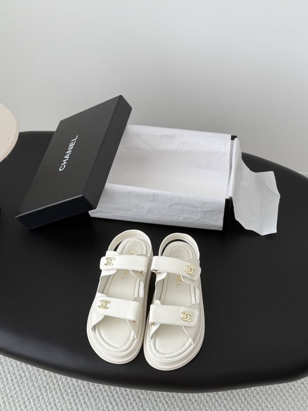 Sandals women's
