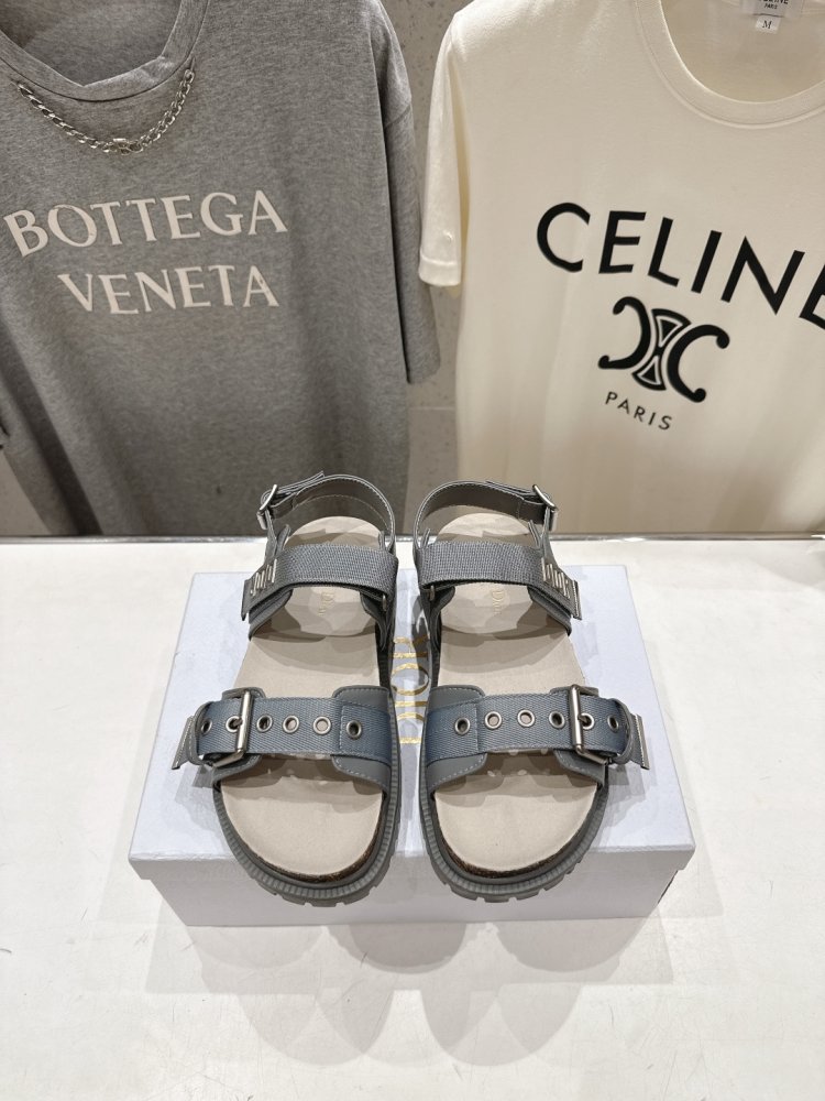 Sandals women's