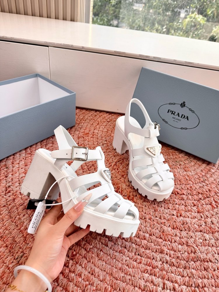 Sandals women's