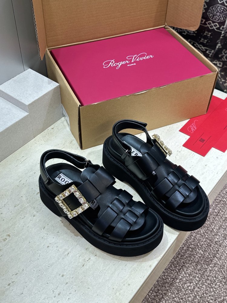 Sandals women's