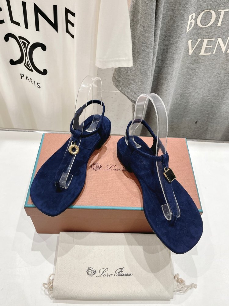 Сандалии женские фото 2