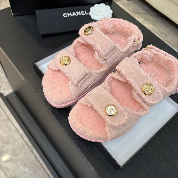 Сандалии женские фото 2