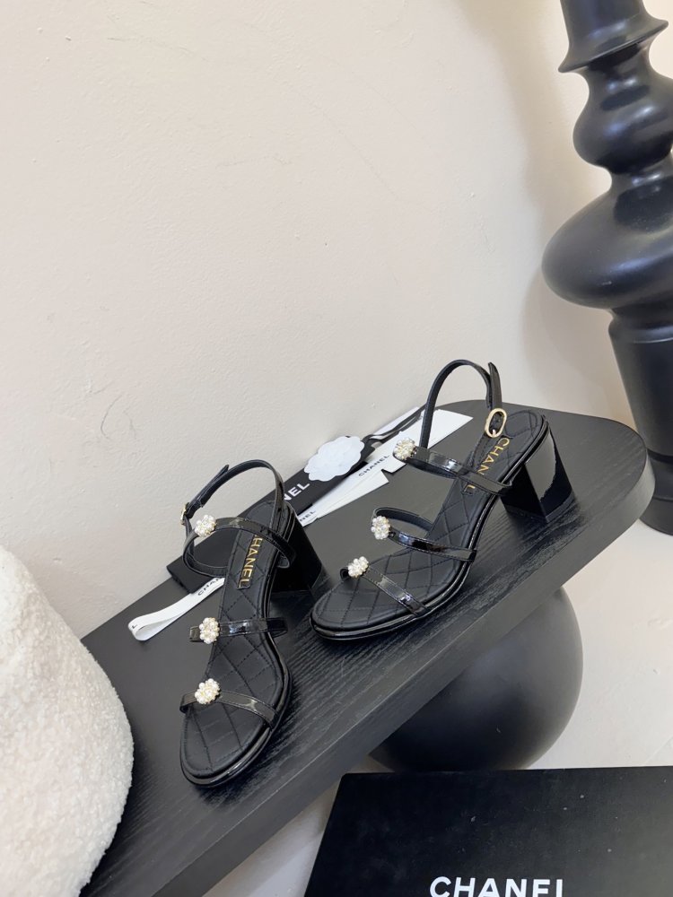 Сандалии женские фото 3