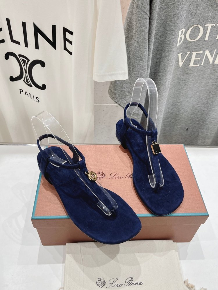 Сандалии женские фото 3