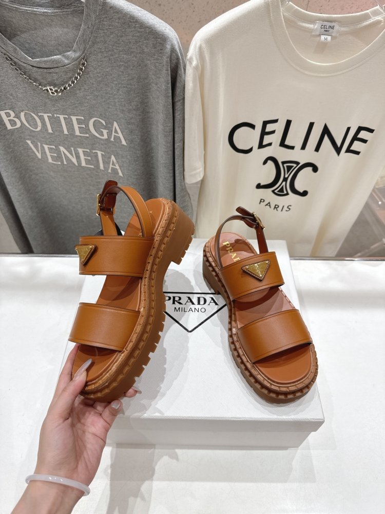 Сандалі жіночі фото 3