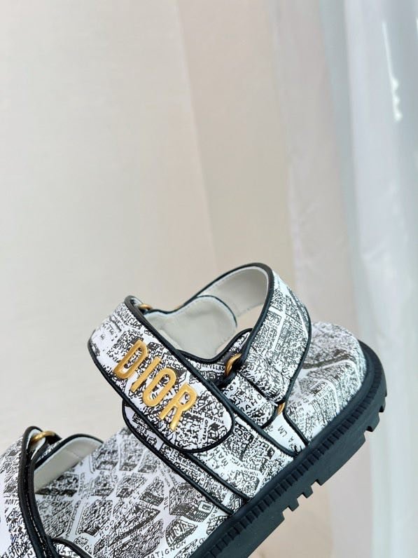 Сандалии женские фото 3