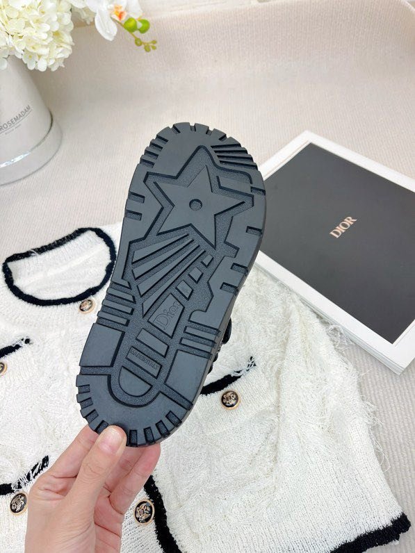 Сандалии женские фото 3