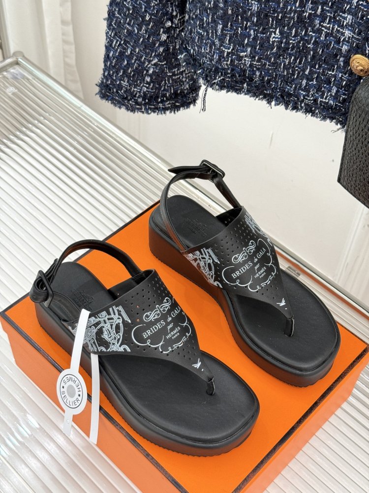 Сандалии женские фото 3