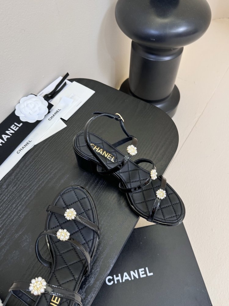 Сандалии женские фото 4