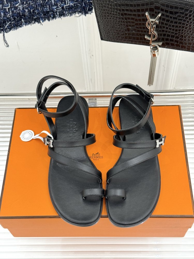 Сандалии женские фото 4