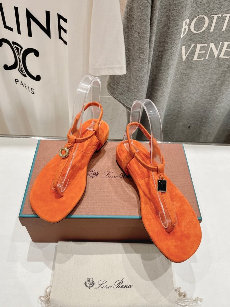 Сандалии женские фото 4