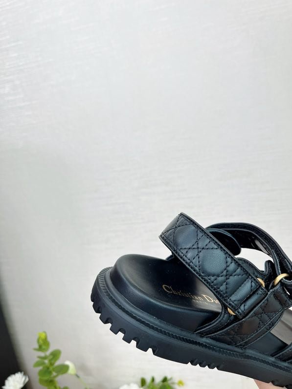 Сандалии женские фото 4