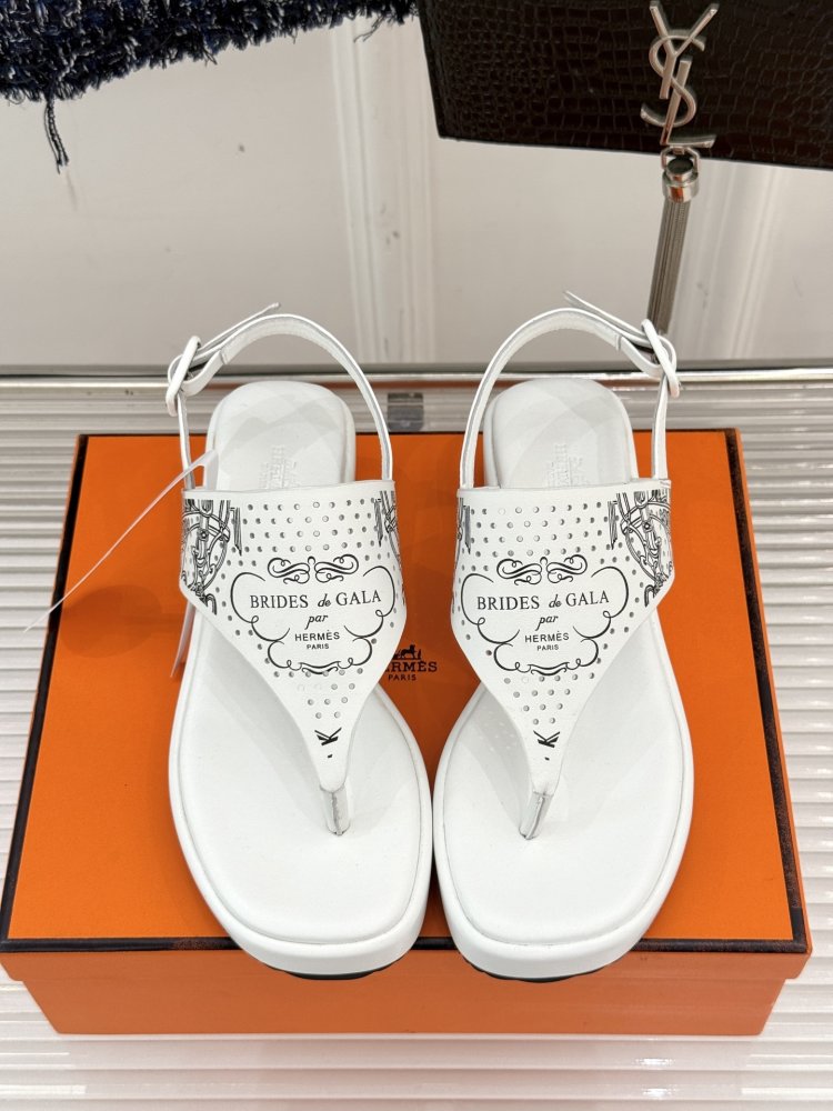 Сандалии женские фото 4