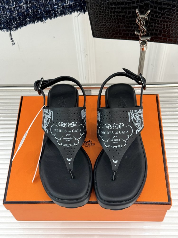 Сандалии женские фото 4