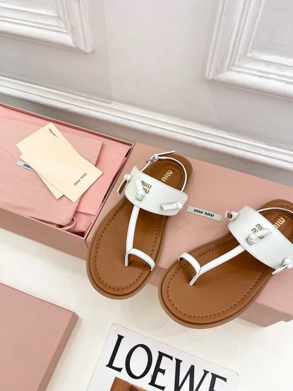 Сандалии женские фото 5