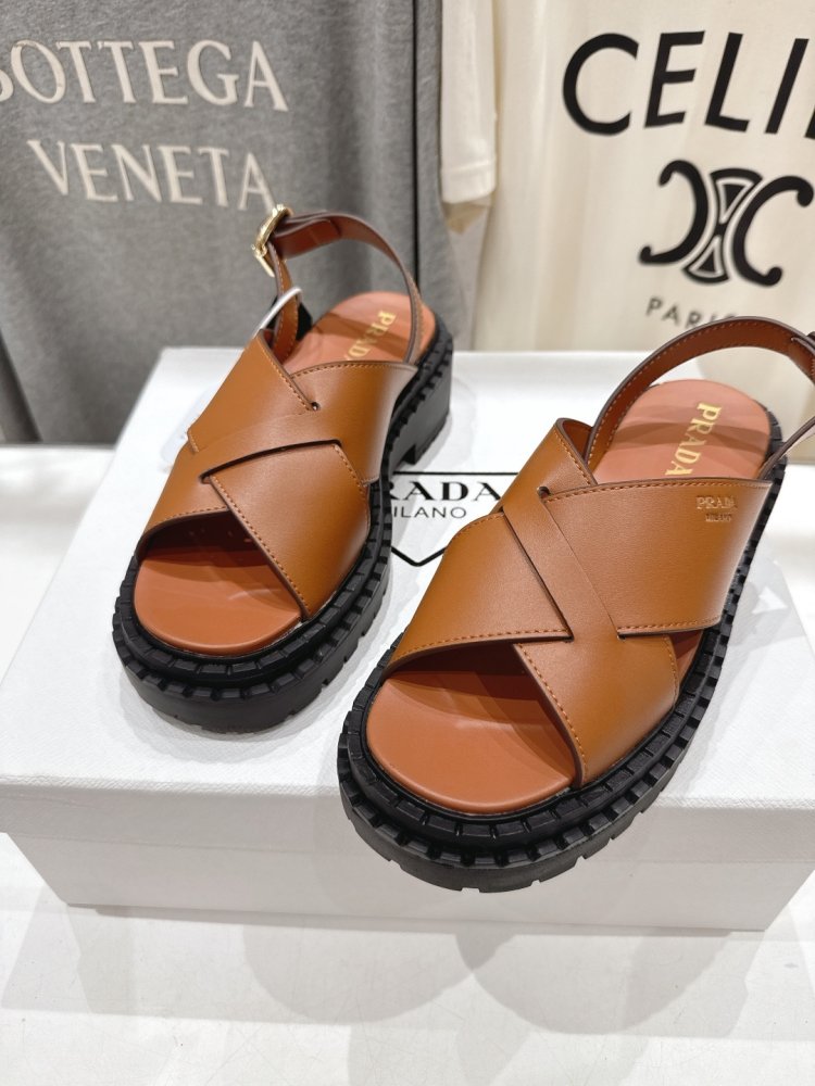 Сандалии женские фото 6