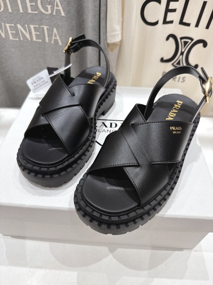 Сандалии женские фото 6