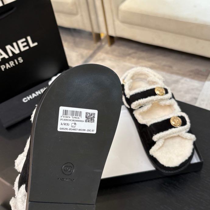 Сандалии женские фото 6