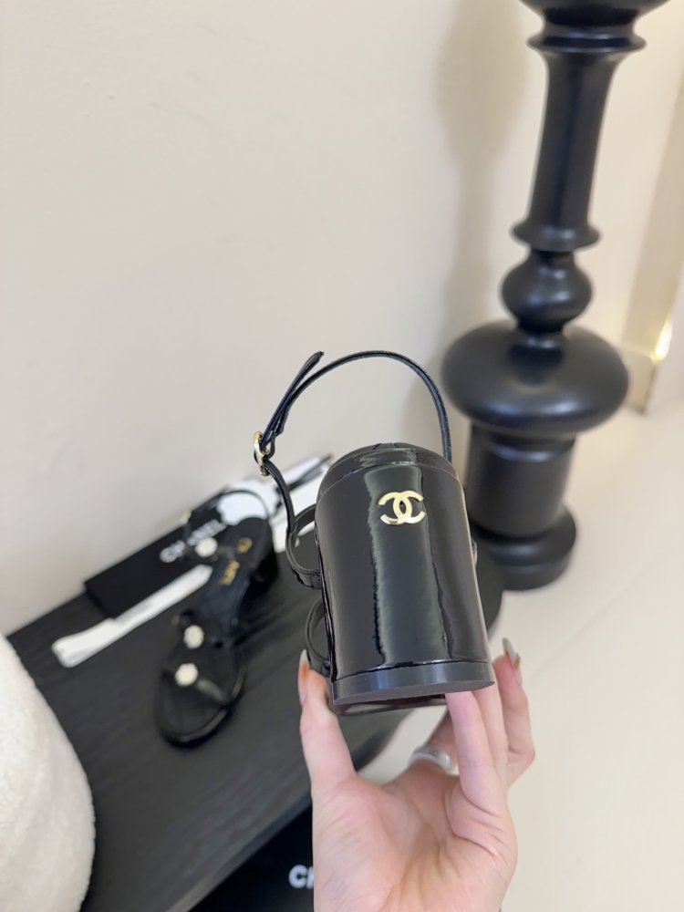 Сандалии женские фото 7