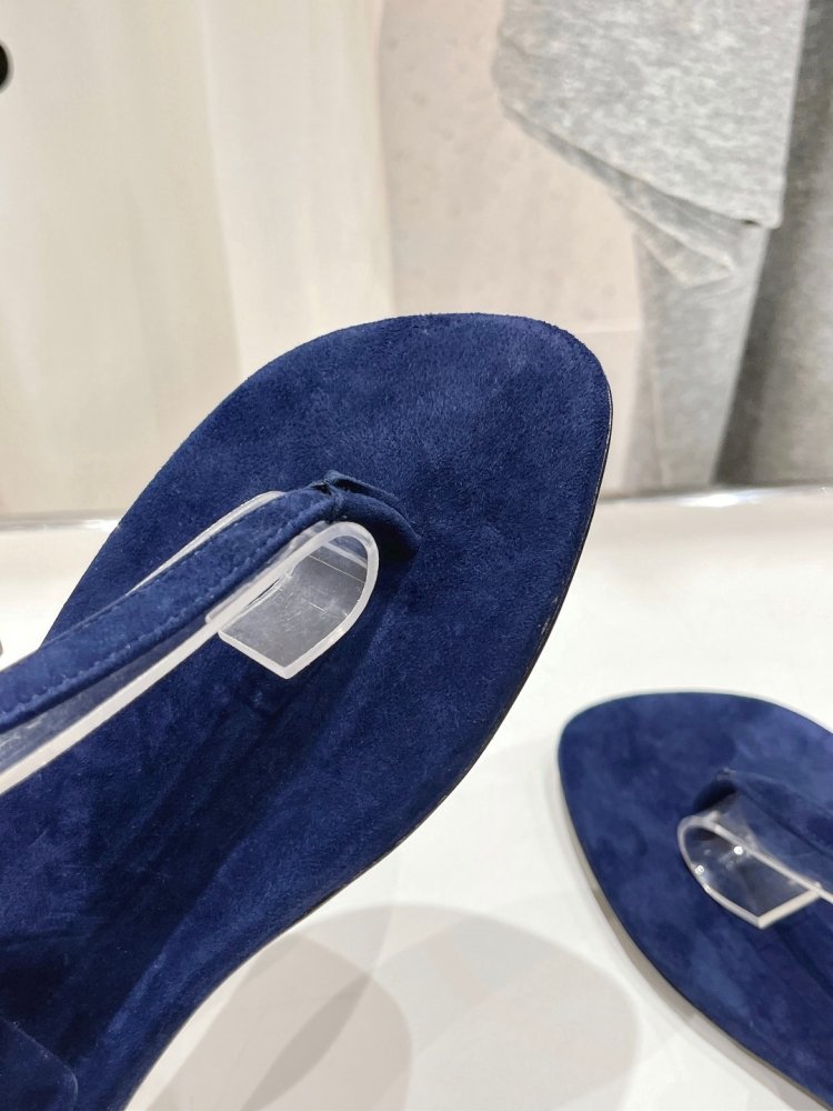 Сандалии женские фото 7