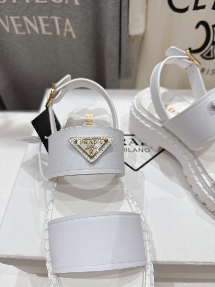 Sandals women's фото 7