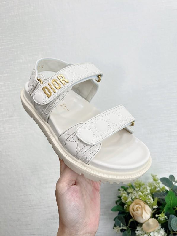 Сандалии женские фото 7