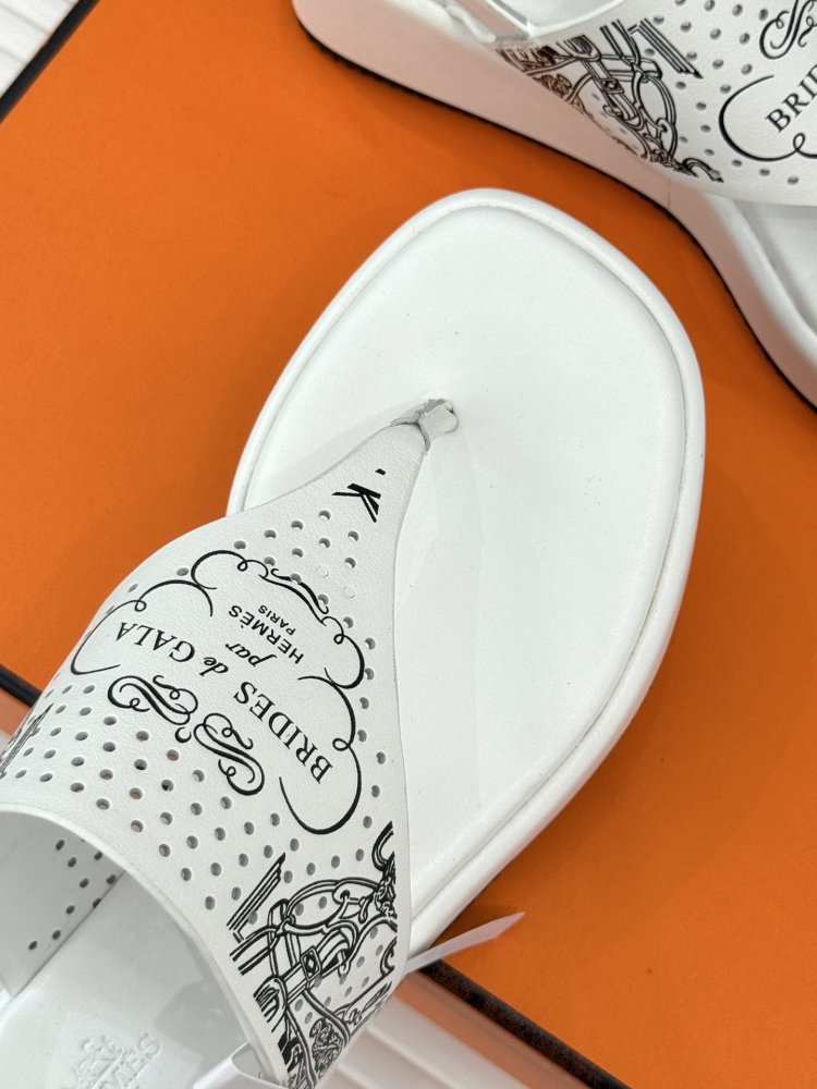 Сандалии женские фото 7