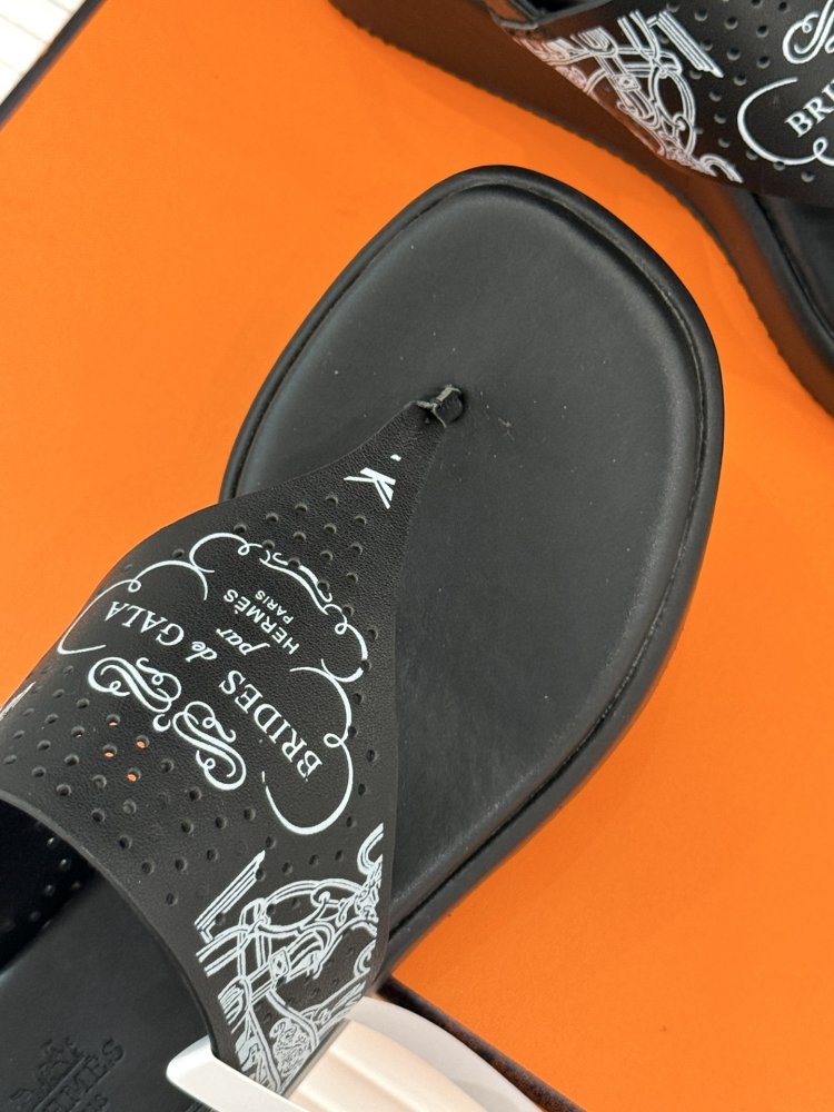 Сандалии женские фото 7