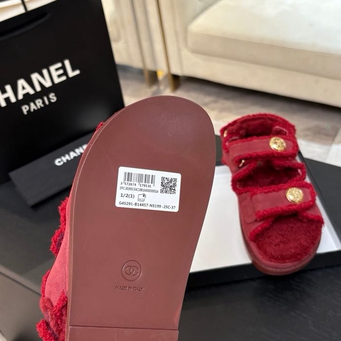 Сандалии женские фото 7