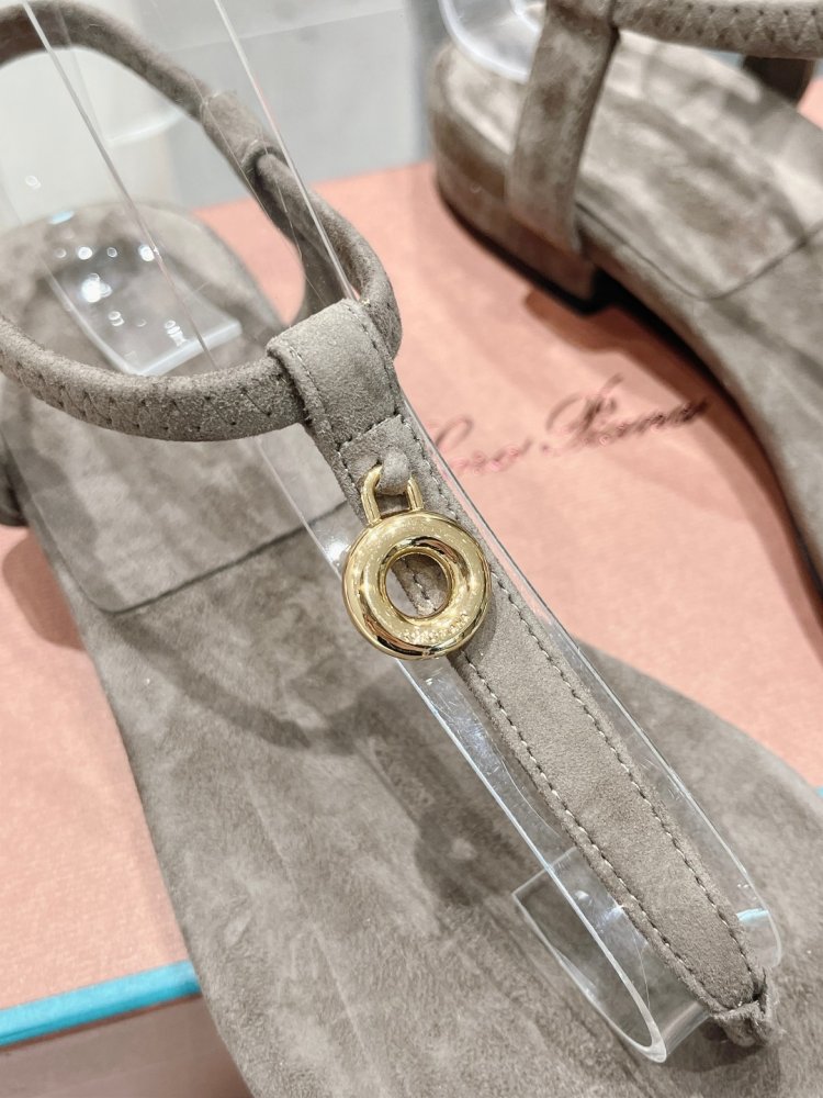 Сандалии женские фото 8