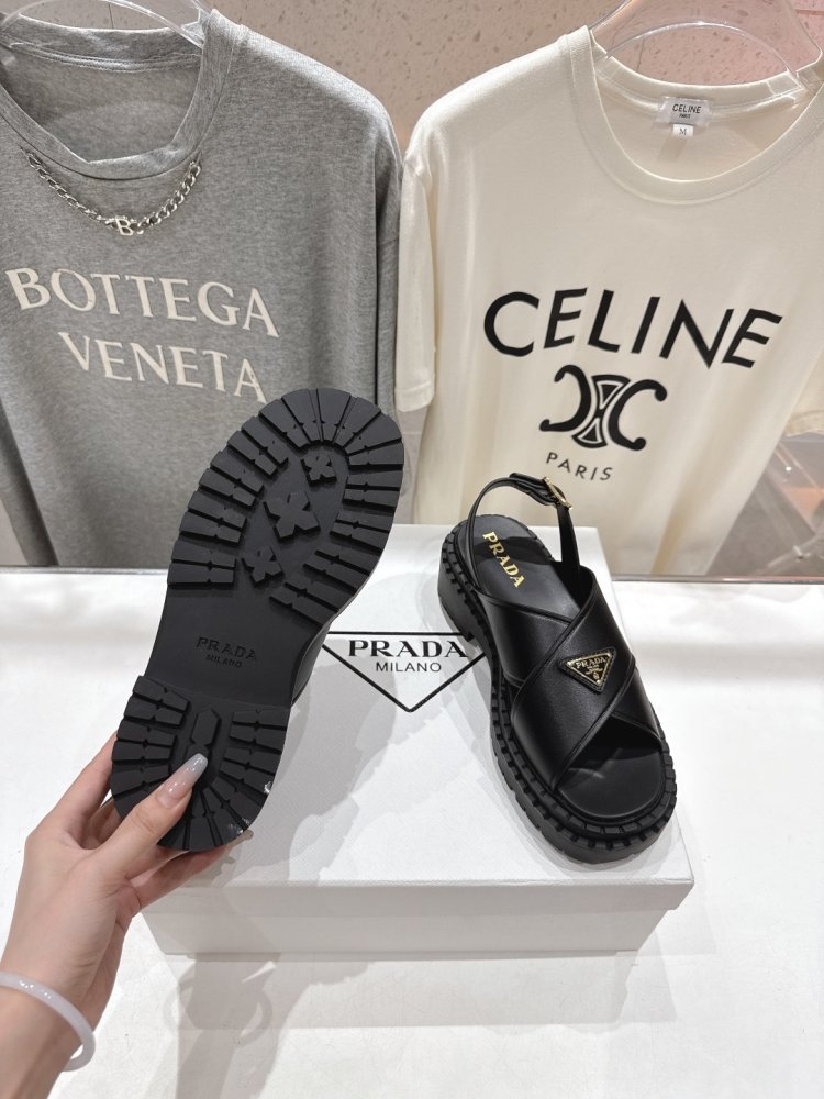 Сандалі жіночі фото 8