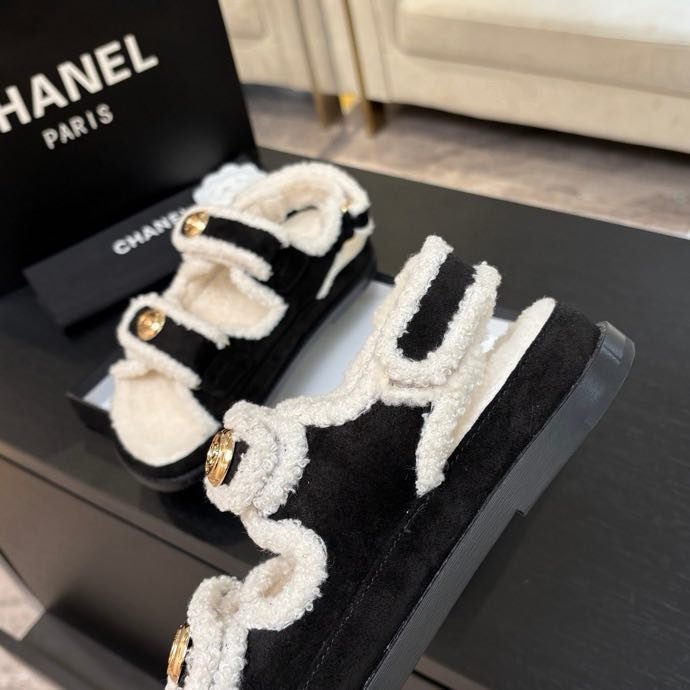 Сандалии женские фото 8