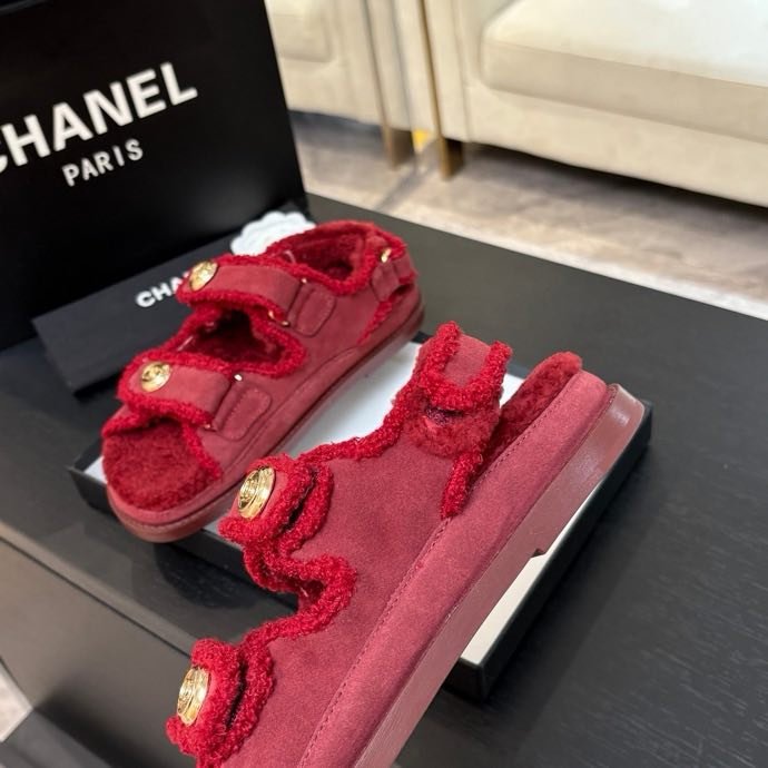 Сандалии женские фото 8