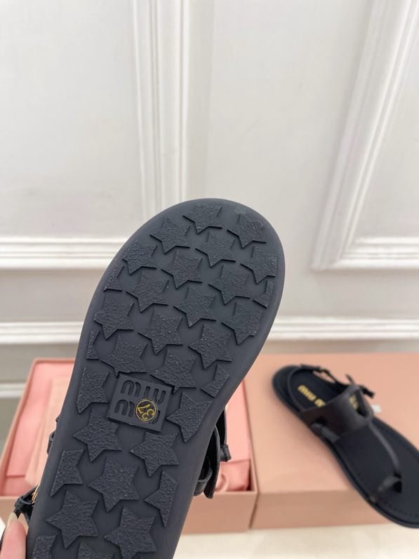 Сандалии женские фото 8