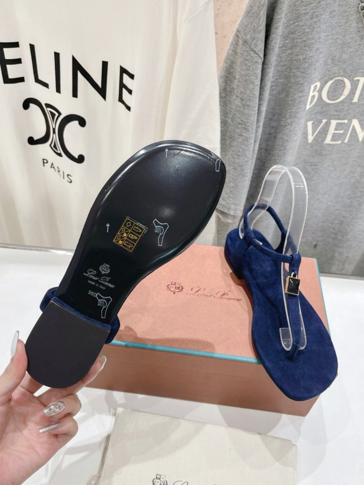 Сандалии женские фото 9