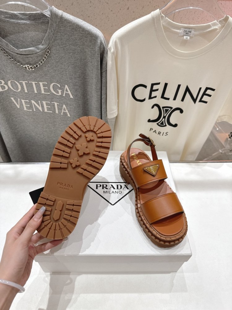 Сандалі жіночі фото 9